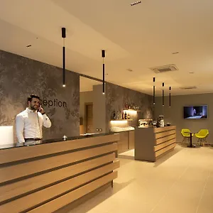 3* Hotel H21