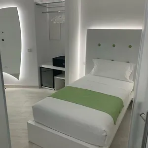 2* Guest house Ahd